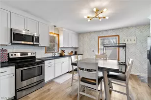 1170 Smith Kramer St NE, Hartville, OH 44632 - Photo 9