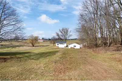 1170 Smith Kramer Street NE, Hartville, OH 44632 - Photo 33