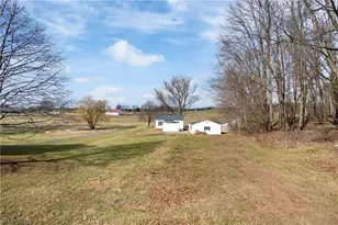 1170 Smith Kramer St NE, Hartville, OH 44632 - Photo 33