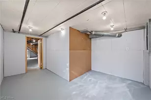 1004 38th St NW, Canton, OH 44709 - Photo 45