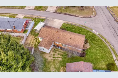 1004 38th Street NW, Canton, OH 44709 - Photo 5