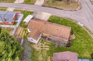 1004 38th St NW, Canton, OH 44709 - Photo 5