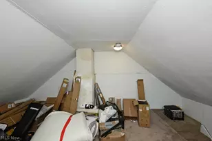 240 1st St NW, Barberton, OH 44203 - Photo 7