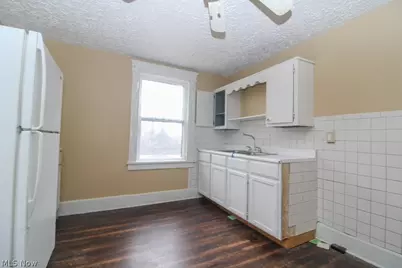 211 15th Street NE, Canton, OH 44714 - Photo 11