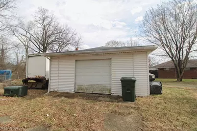 211 15th Street NE, Canton, OH 44714 - Photo 23