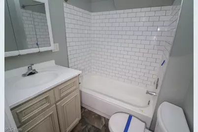 211 15th Street NE, Canton, OH 44714 - Photo 9