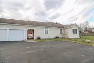 810 Kentwood Dr, Boardman, OH 44512 - Photo 25