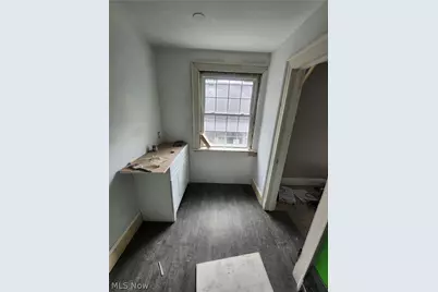 423 S Rose Boulevard, Akron, OH 44320 - Photo 17