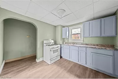 884 Lovers Lane, Akron, OH 44306 - Photo 23