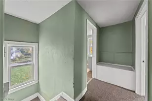 884 Lovers Ln, Akron, OH 44306 - Photo 33