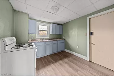 884 Lovers Lane, Akron, OH 44306 - Photo 21