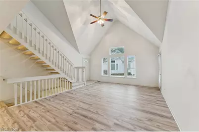 4204 Castle Ridge, Copley, OH 44321 - Photo 5