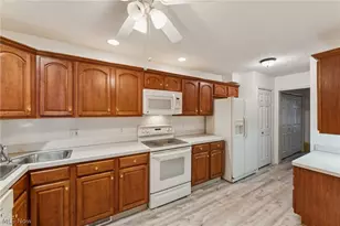 4204 Castle Ridge, Copley, OH 44321 - Photo 7