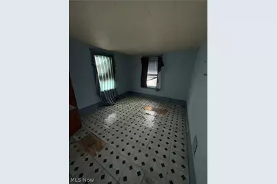 2198 E 86th Street, Loveland, OH 44106 - Photo 9