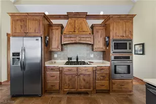 2517 Golfview Dr NE, New Philadelphia, OH 44663 - Photo 17