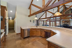 2517 Golfview Dr NE, New Philadelphia, OH 44663 - Photo 15