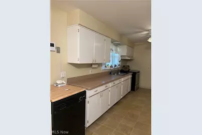 190 Normandy Drive, Painesville Twp, OH 44077 - Photo 7