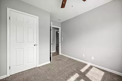 975 N Ridge Road E, Lorain, OH 44055 - Photo 13