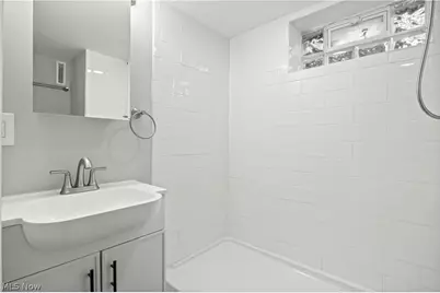 975 N Ridge Road E, Lorain, OH 44055 - Photo 29