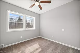 975 N Ridge Road E, Lorain, OH 44055 - Photo 11