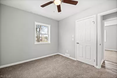 975 N Ridge Road E, Lorain, OH 44055 - Photo 19