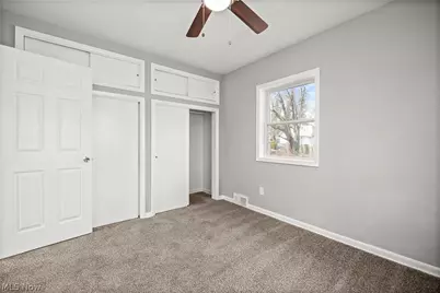 975 N Ridge Road E, Lorain, OH 44055 - Photo 17