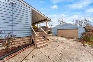 1123 W 6th St, Lorain, OH 44052 - Photo 5