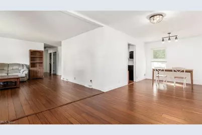 270 E Highland Drive, Zanesville, OH 43701 - Photo 5