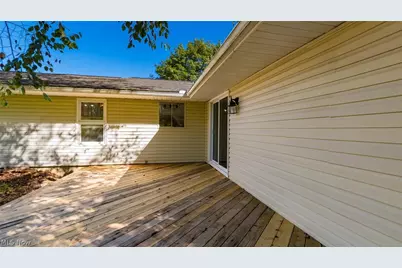 270 E Highland Drive, Zanesville, OH 43701 - Photo 37