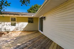 270 E Highland Dr, Zanesville, OH 43701 - Photo 37