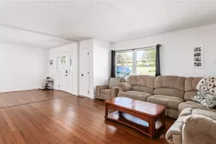 270 E Highland Dr, Zanesville, OH 43701 - Photo 9