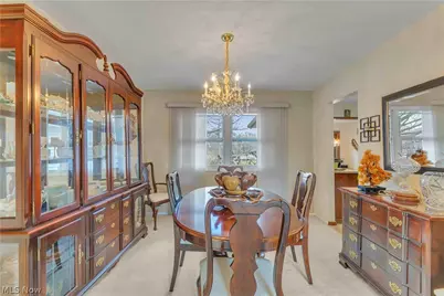 563 N Carpenter Road, Brunswick, OH 44212 - Photo 9