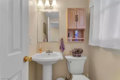 563 N Carpenter Road, Brunswick, OH 44212 - Photo 15