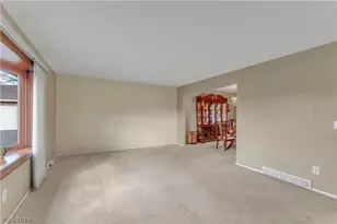 563 N Carpenter Rd, Brunswick, OH 44212 - Photo 7