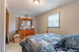 408 4th St NE, New Philadelphia, OH 44663 - Photo 13