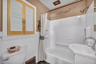 37646 Jordan Dr, Willoughby, OH 44094 - Photo 19