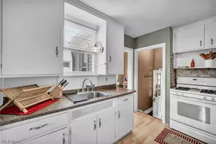 37646 Jordan Dr, Willoughby, OH 44094 - Photo 9