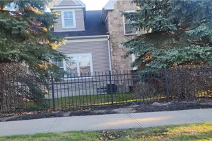 11567 Sunny Dr, Warrensville Heights, OH 44128 - Photo 3