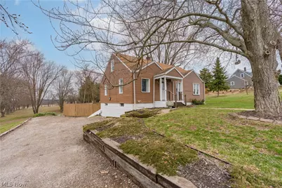 1889 Faircrest Street SE, Canton, OH 44707 - Photo 39