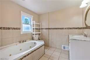 1889 Faircrest St SE, Canton, OH 44707 - Photo 17