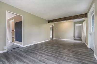 1889 Faircrest Street SE, Canton, OH 44707 - Photo 9