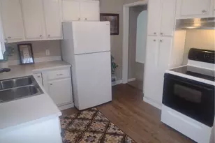 279 E Baird Ave, Barberton, OH 44203 - Photo 3