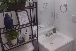 279 E Baird Ave, Barberton, OH 44203 - Photo 11