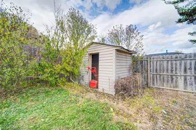 1099 Prospect Street, Barberton, OH 44203 - Photo 21