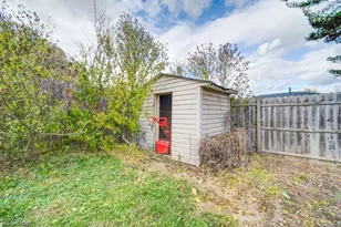 1099 Prospect St, Barberton, OH 44203 - Photo 21