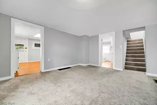 1099 Prospect St, Barberton, OH 44203 - Photo 5