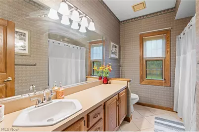 11275 Woodie Glen Drive, Chardon, OH 44024 - Photo 9