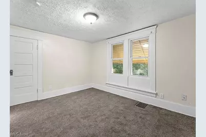 374 Gibbs Place, Akron, OH 44306 - Photo 7