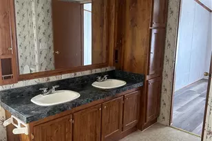 508 E Marietta St, Woodsfield, OH 43793 - Photo 25