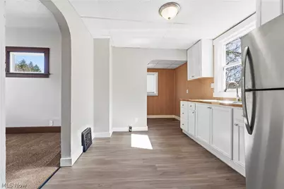 1136 Smith Avenue SW, Canton, OH 44706 - Photo 9